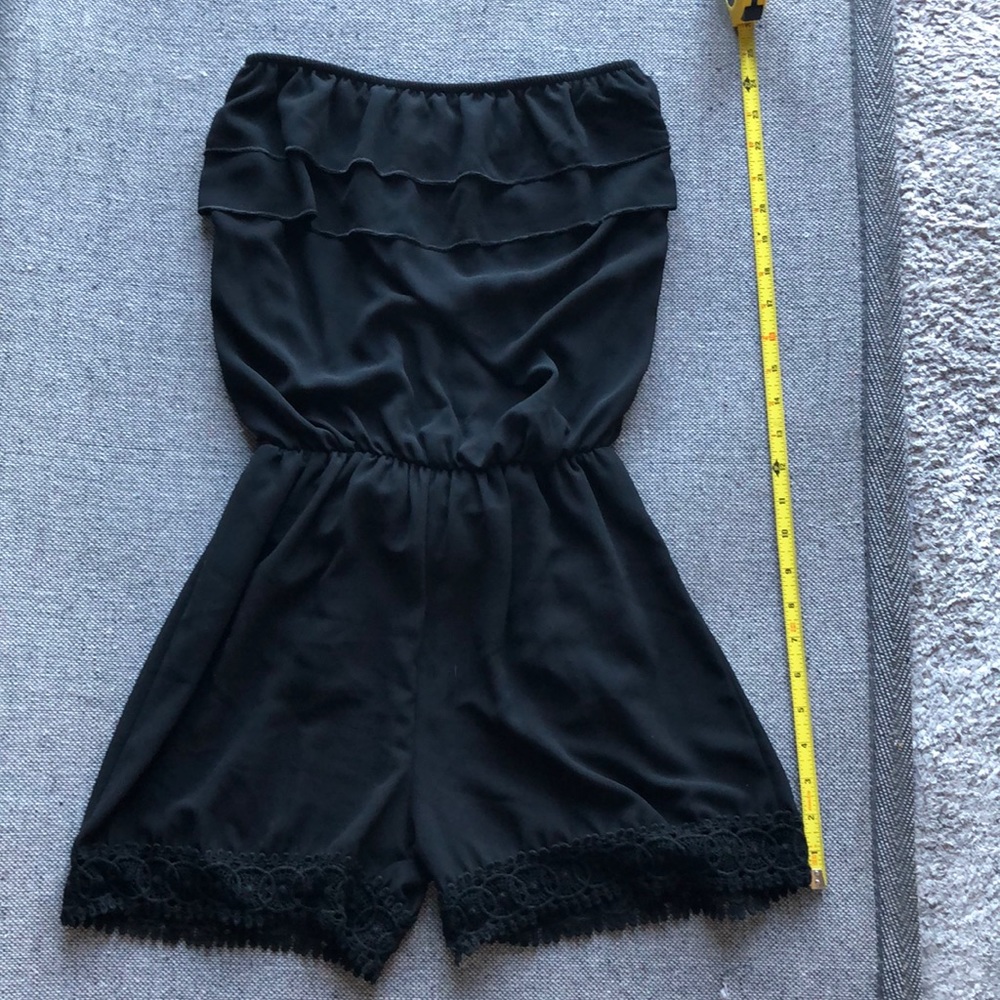 Sexy black short jumper. Small